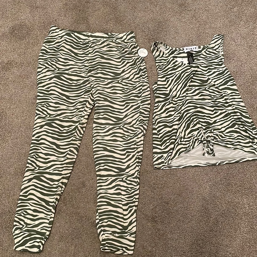 Kikit Safari Zebra 2 piece Pajama Set
